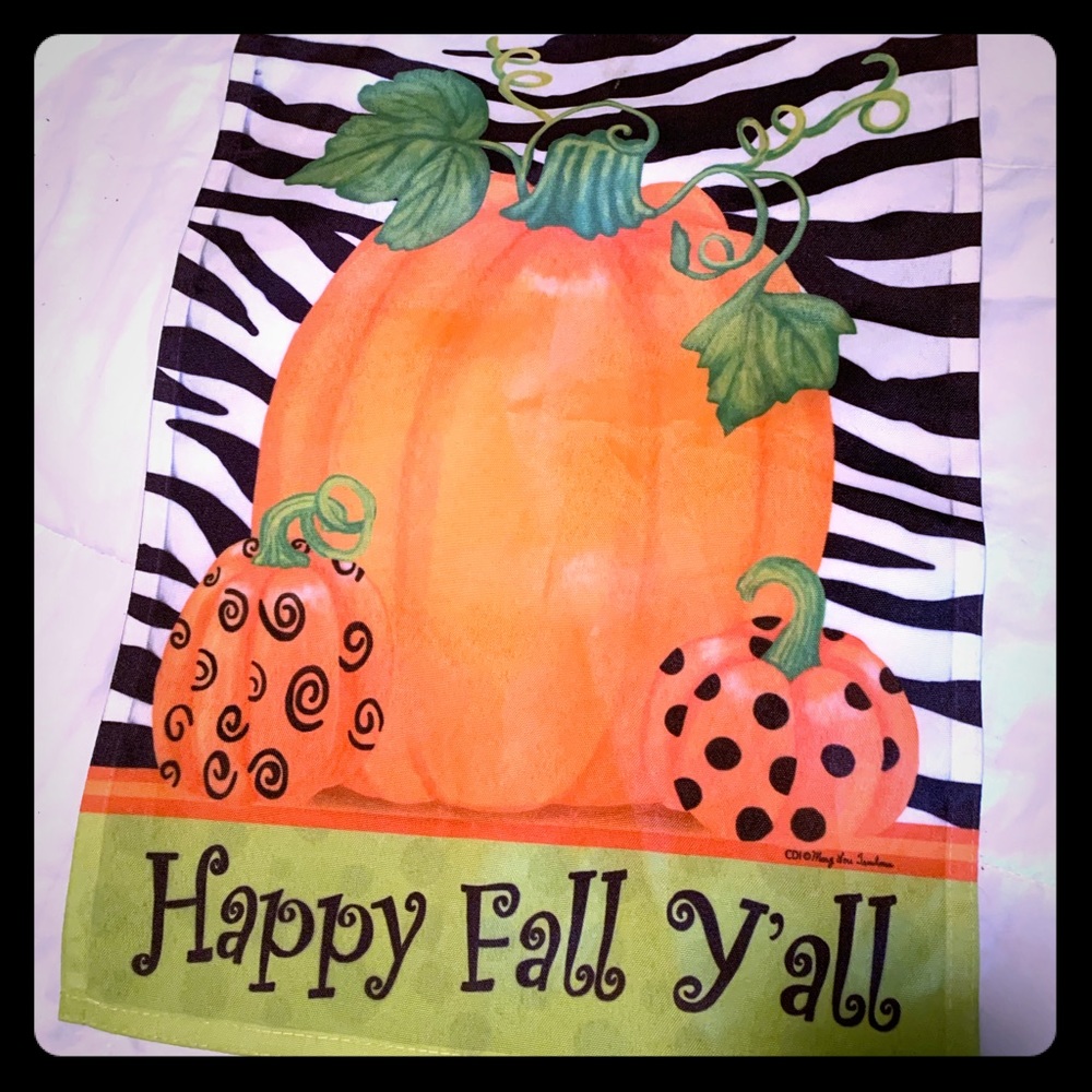 Yard flag happy fall y’all